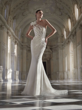Svatební šaty Atelier Pronovias Agatia 2023