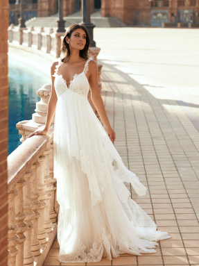 Svatební šaty Marchesa Caneta 2023
