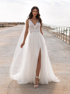 WEDDING DRESS 2021 Pronovias Charisse