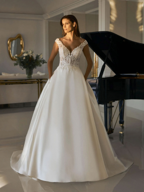 WEDDING DRESS 2023 Pronovias Charleston