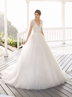 WEDDING DRESS 2020 Rosa Clará Croacia