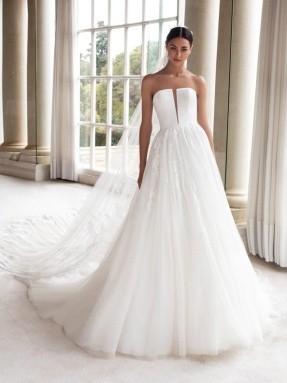 WEDDING DRESS 2020 Pronovias Cyllene