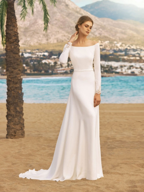 WEDDING DRESS 2023 Pronovias Dolce