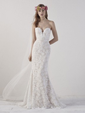 WEDDING DRESS 2020 Pronovias Eithel