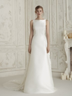 WEDDING DRESS 2020 Pronovias Elene