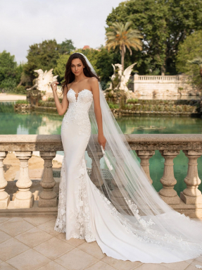 WEDDING DRESS 2024 Pronovias Epico