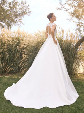 WEDDING DRESS 2023 Marchesa Fianna