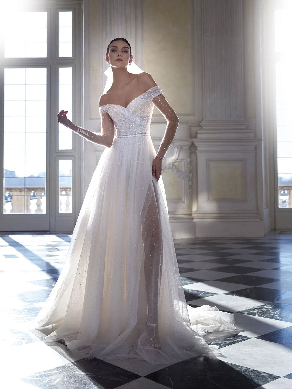 Wedding dress Atelier Pronovias Ida 2023 NUANCE