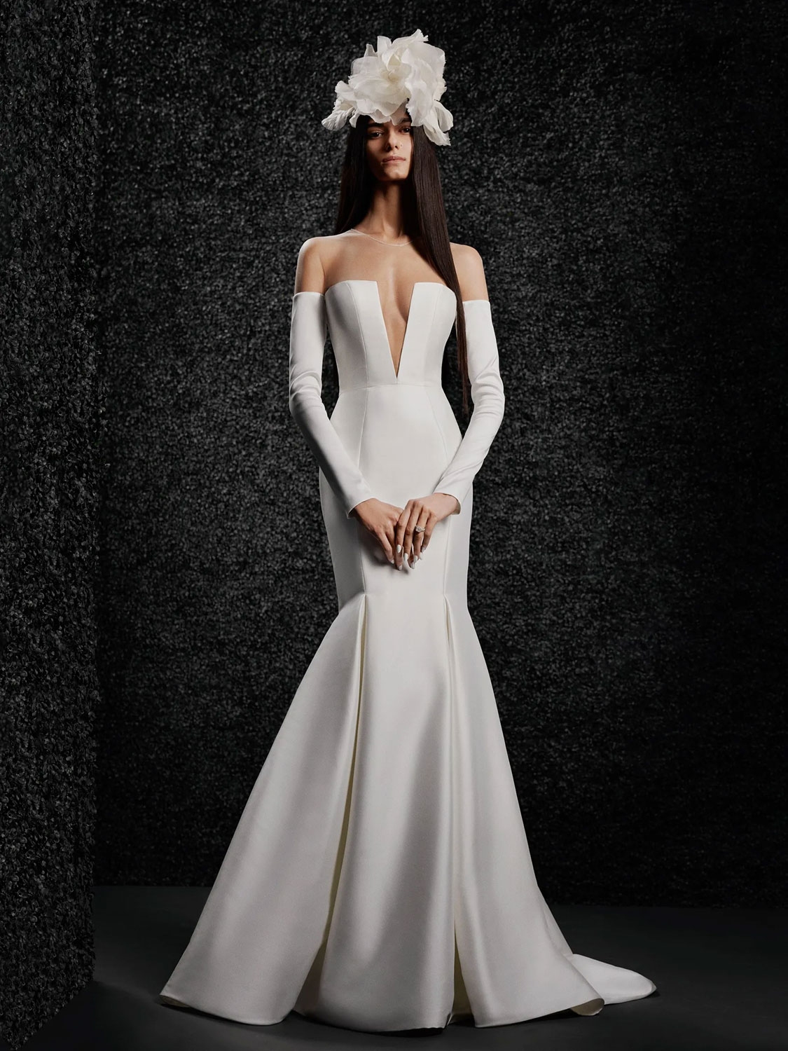 Wedding dress Vera Wang Mishell 2023 NUANCE
