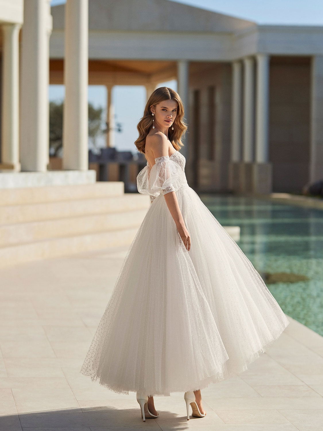 Wedding dress Rosa Clará Violet 2023 NUANCE