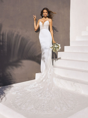WEDDING DRESSES Pronovias Izara 2024