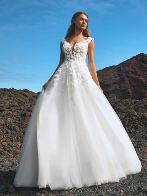 WEDDING DRESS 2022 Pronovias Jeita