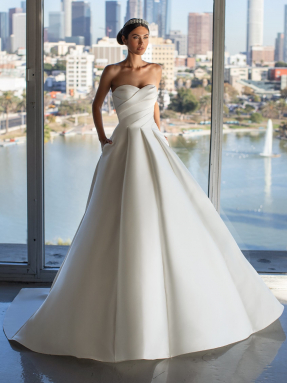 WEDDING DRESS 2022 Pronovias Jurado