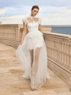 WEDDING DRESS 2023 Pronovias Maebh