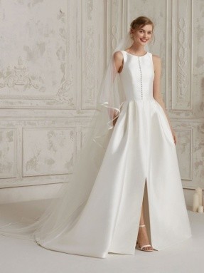 WEDDING DRESS 2020 Pronovias Marbre