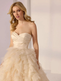 Maturitní šaty Mori Lee 49220 champagne 2026