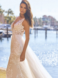 WEDDING DRESSES Pronovias Barika 2023