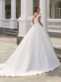 WEDDING DRESSES Pronovias Farrah 2022