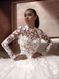 WEDDING DRESSES Pronovias Hamptons 2024