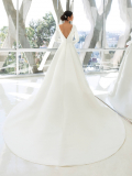 Svatební šaty Pronovias Hepburn 2022