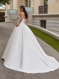 WEDDING DRESSES Pronovias Jory 2024