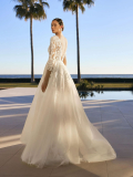 WEDDING DRESSES Pronovias Mariama 2023