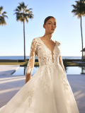 WEDDING DRESSES Pronovias Mariama 2023