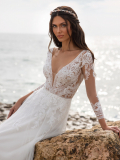 WEDDING DRESSES Pronovias Miller 2021