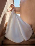 WEDDING DRESSES Pronovias Nevado 2024