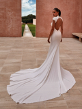 WEDDING DRESSES Pronovias Nihi 2024