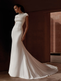 WEDDING DRESSES Pronovias Nihi 2024