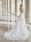 WEDDING DRESSES Rosa Clará Nobal 2022