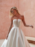 WEDDING DRESSES Pronovias Ozen 2024