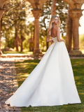 WEDDING DRESSES Pronovias Nora 2023