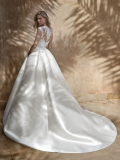WEDDING DRESSES Pronovias Rodna 2024