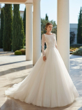 WEDDING DRESSES Rosa Clará Viggo 2023