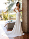 WEDDING DRESSES Pronovias Williams 2021