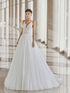 WEDDING DRESSES Rosa Clará Nobal 2022