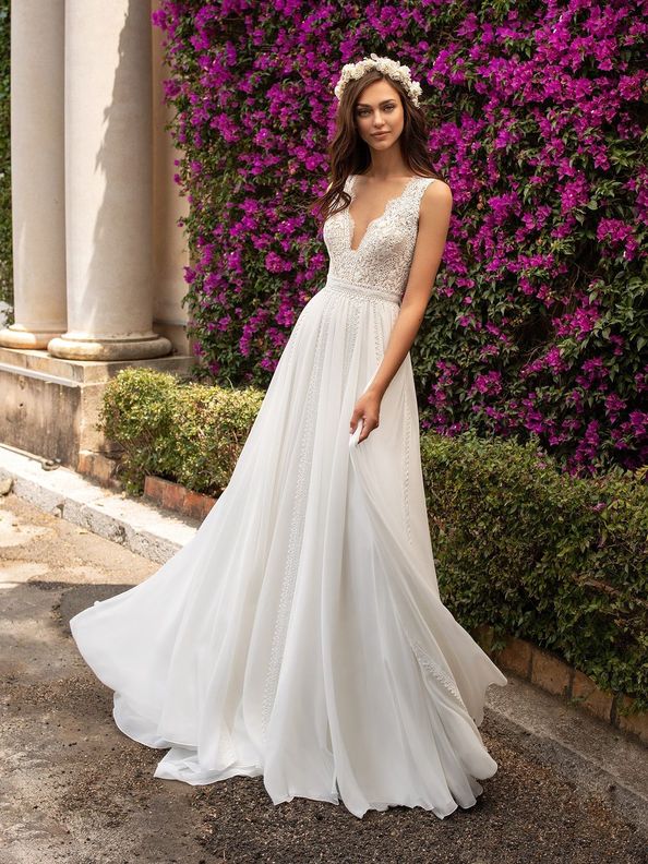 Svatební šaty Pronovias Efigie 2020 