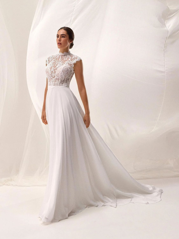 Svatební šaty Pronovias Latzuli 2027 