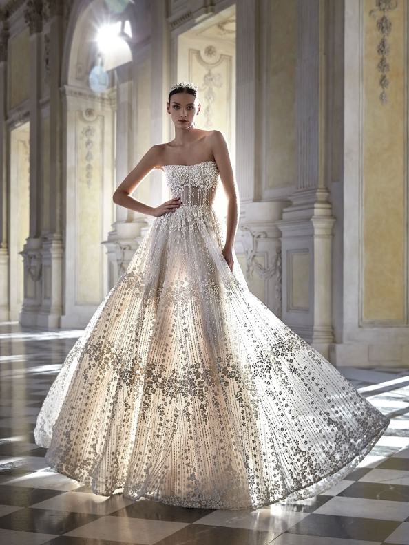 Svatební šaty Atelier Pronovias Lucrezia 2023 