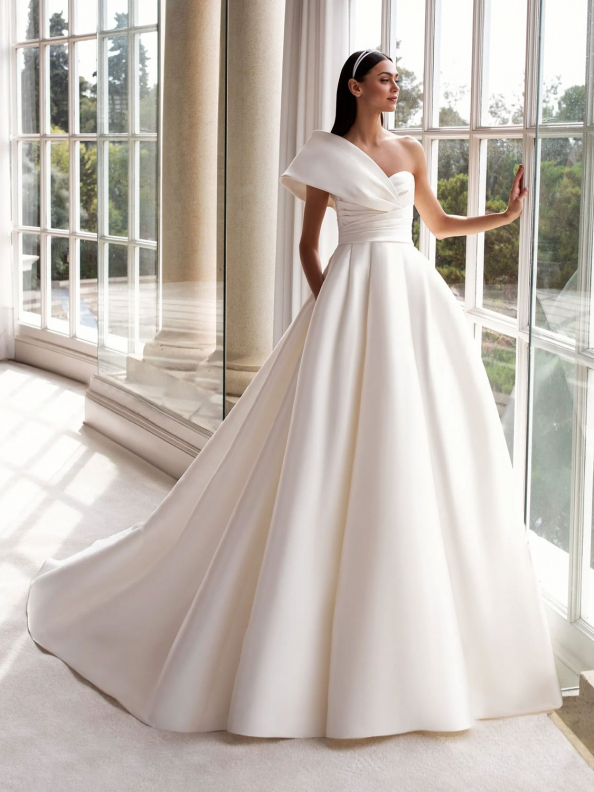 Svatební šaty Pronovias Sedna 2022 